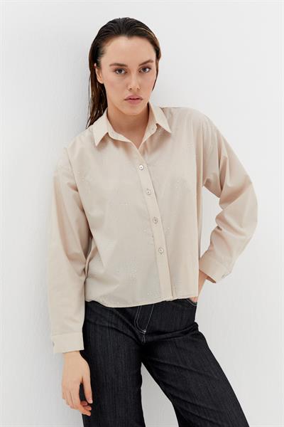 Yoğun Serpme Taşlı Poplin Gömlek Bej