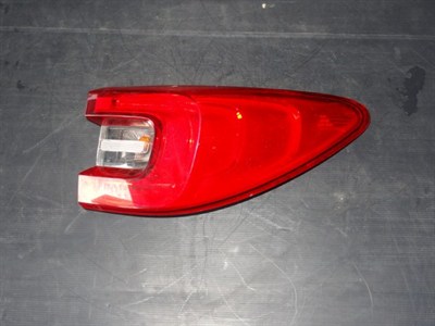 ARKA SAĞ STOP LAMBASI RENAULT KADJAR 15>