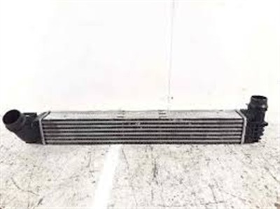 TURBO RADYATÖRÜ INTERCOOLER FLUENCE 10> 1.5DCI 657x89x85 2 SIRA ALB SİSTEM