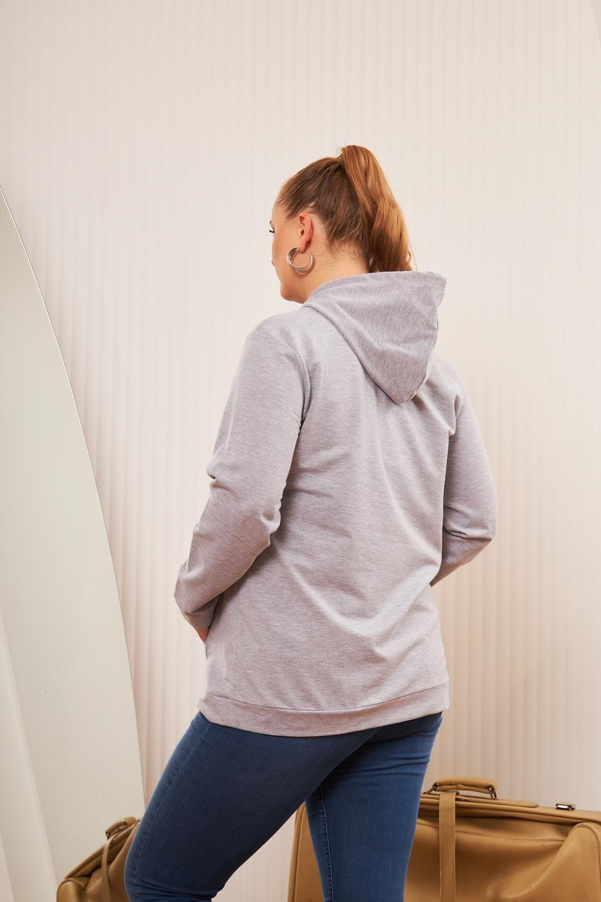 Kapşonlu Büyük Beden Gri Sweatshirt