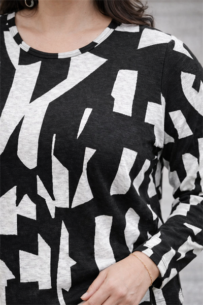 Büyük Beden Örme Geometrik Desen Bluz Siyah