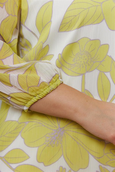 Çiçek Desenli Kol Lastikli Bisiklet Yaka Büyük Beden Şifon Bluz Sarı