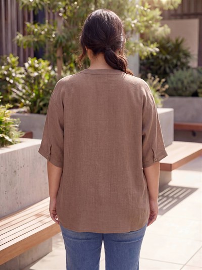 Kol Düğme Detaylı Keten Karışımlı Kadın Büyük Beden Gömlek Vizon