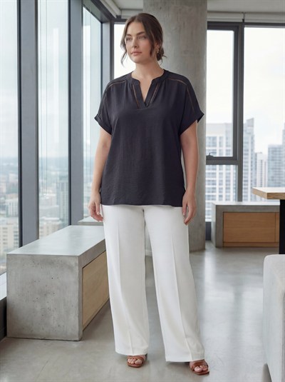 Kroşete Detaylı Büyük Beden Bluz Siyah