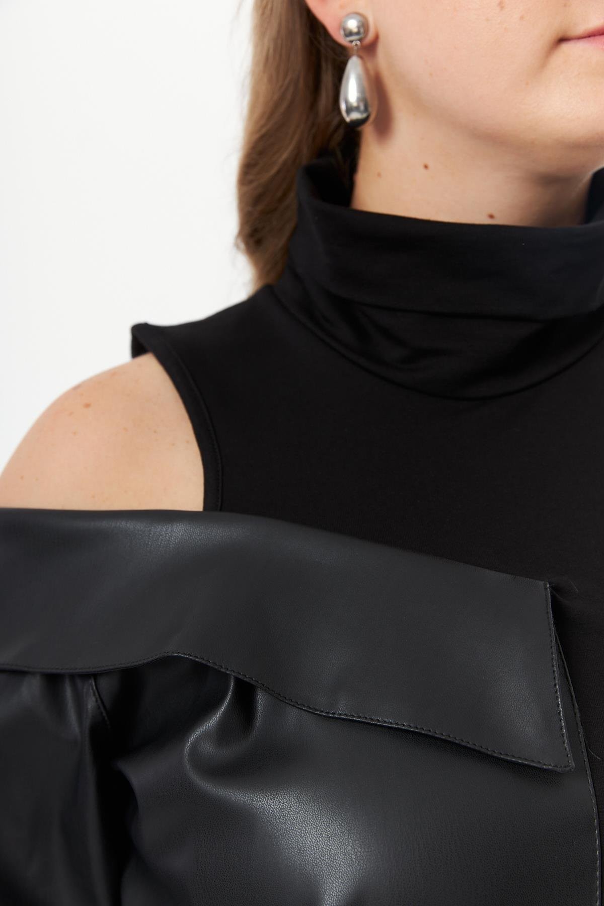 Deri Garnili Siyah Büyük Beden Sweatshirt