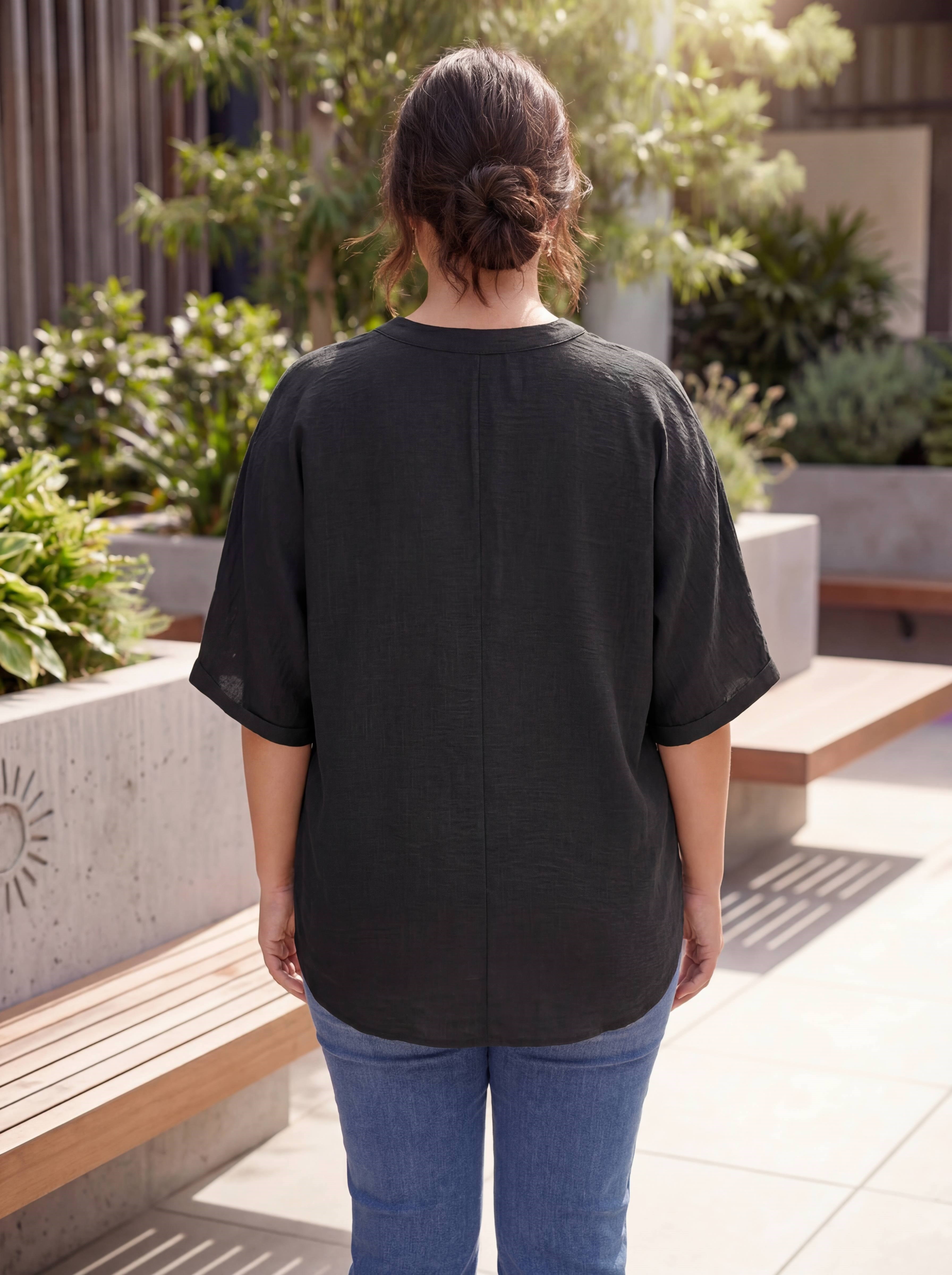 Kol Düğme Detaylı Keten Karışımlı Kadın Büyük Beden Gömlek Siyah