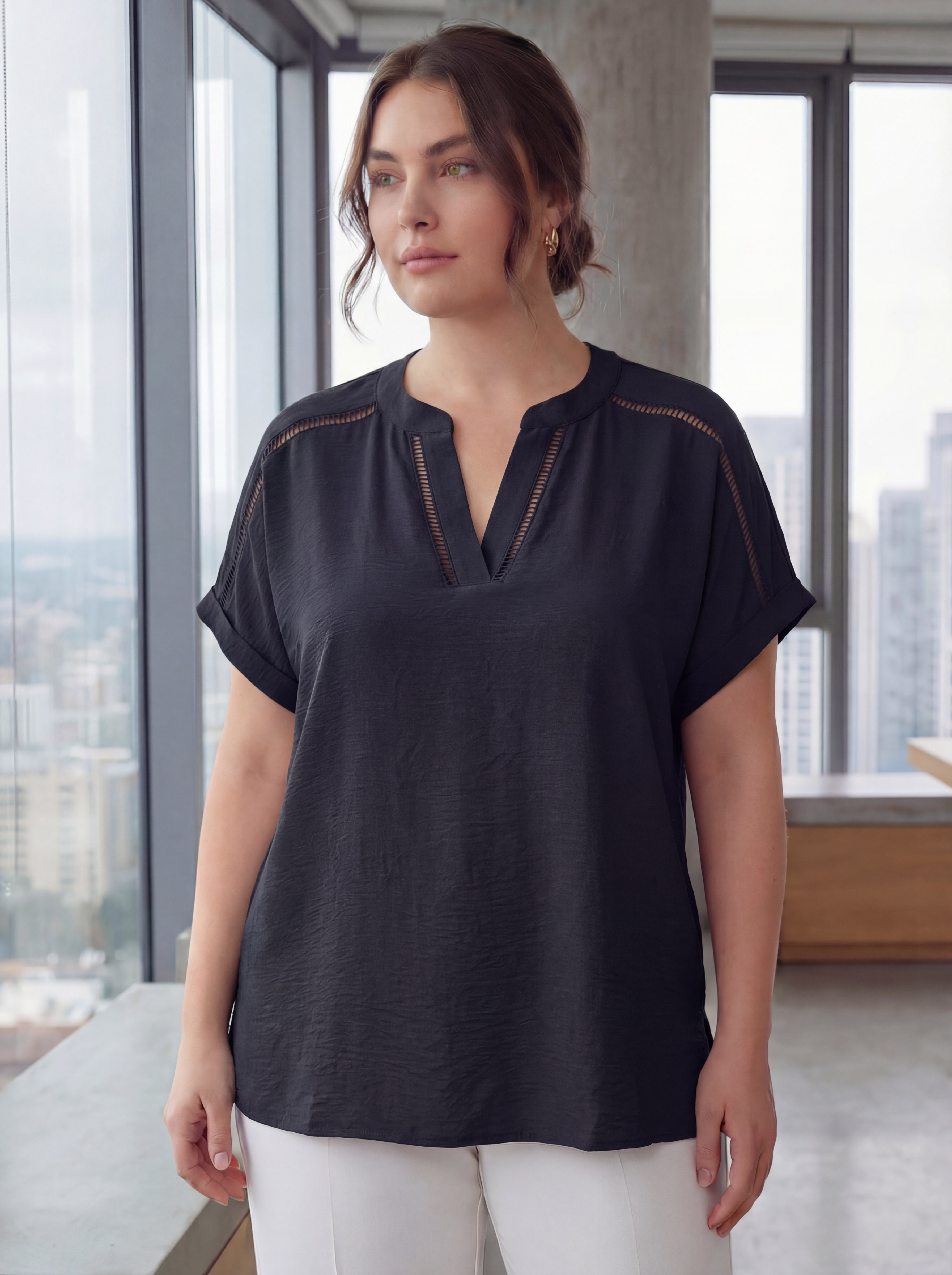 Kroşete Detaylı Büyük Beden Bluz Siyah