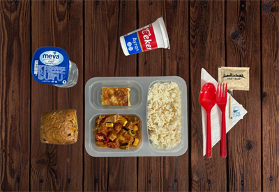 Tas Kebabı Pilav Börek Menü