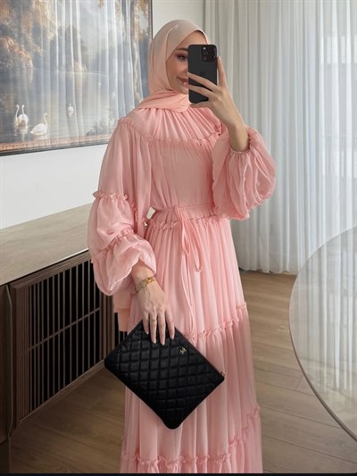 Bağcık Detaylı Fırfırlı Şifon Elbise - Pembe