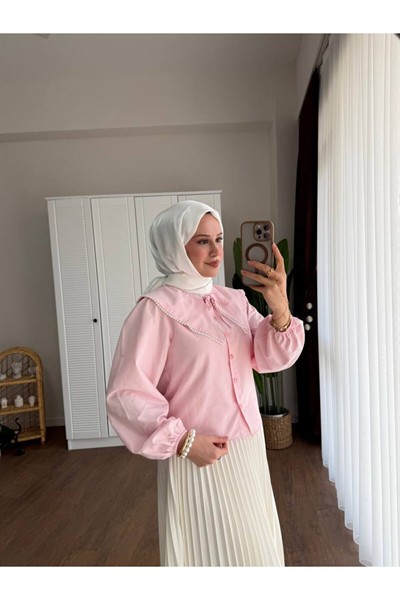 Kadın Etek Üstü Bebe Yaka İncili Pembe Gömlek