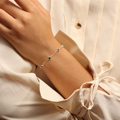 Siyah Yonca Bileklik 718536 Silver