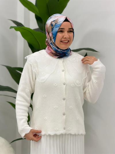 Beyaz Angora Kazak