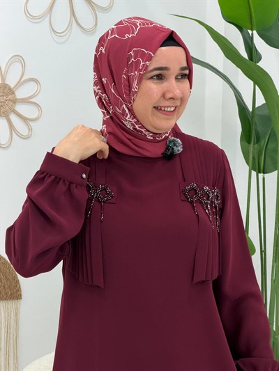 Bordo Omuz Detaylı Tunik