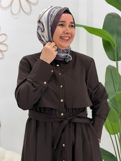 Kahve Düğmeli Kemer Detaylı Elbise