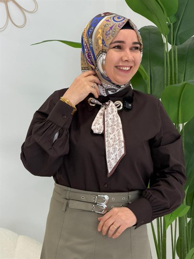 Kahve Fular Detaylı Gömlek