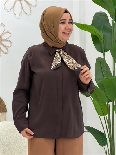 Kahve Leopar Fular Detaylı Gömlek