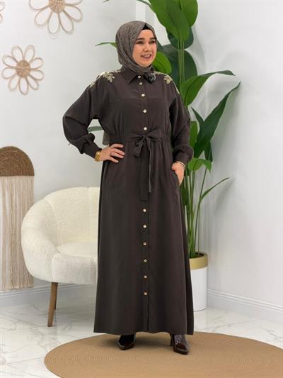 Kahve Omuzu Taşlı Elbise