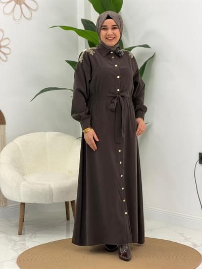 Kahve Omuzu Taşlı Elbise