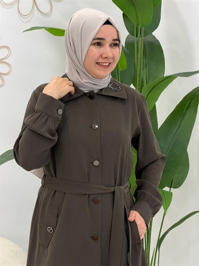Kahve Pantolonlu Takım