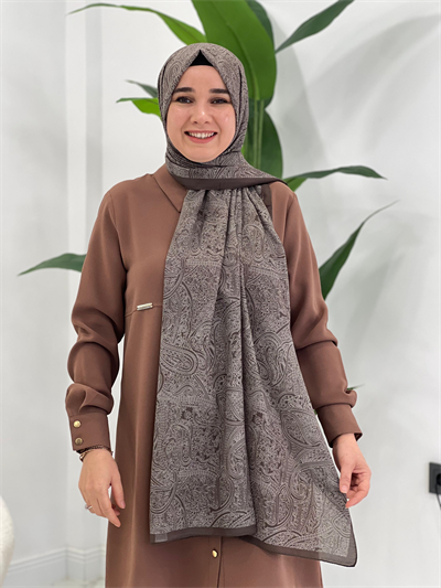 Kahverengi Desenli Şal