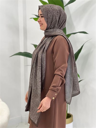 Kahverengi Desenli Şal