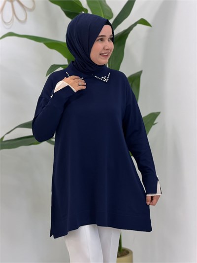 Lacivert Yaka ve Kol Detaylı Triko Tunik