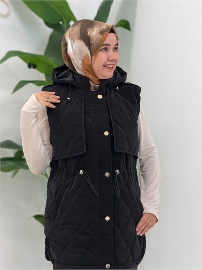 Siyah Bel Lastikli Çıtçıtlı Kapitone Yelek