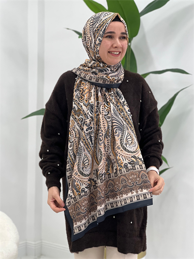 Siyah Desenli Şal