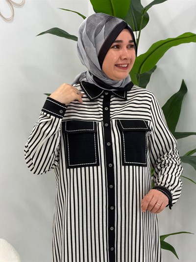 Siyah Pantolonlu Takım