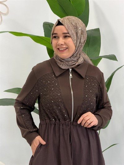Kahve Taşlı Elbise
