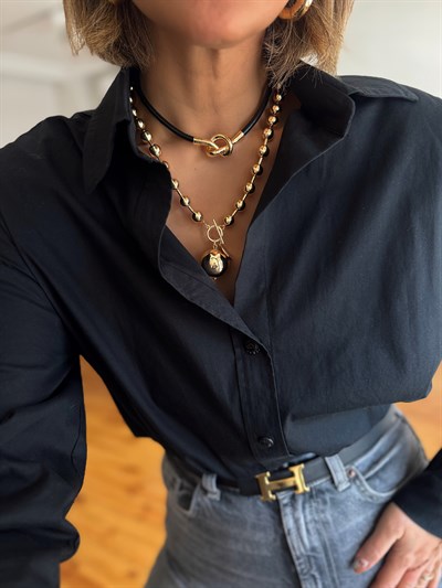  İri Topçuk ve Deri Choker Kolye Kombini