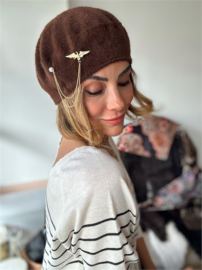 Acı Kahverengi Peluş Fransız Model Ressam Bere Kombini