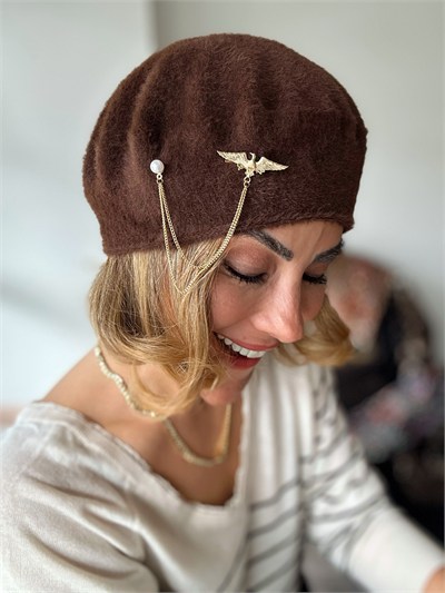Acı Kahverengi Peluş Fransız Model Ressam Bere Kombini