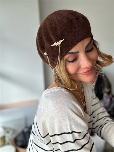 Acı Kahverengi Peluş Fransız Model Ressam Bere Kombini
