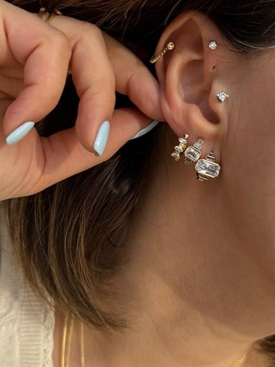 Baget ve Dikdörtgen Taşlı Halka Küpe Kombini