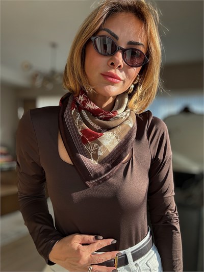 Bordo Çiçek Desenli Pamuklu Fular ( 70*70 )
