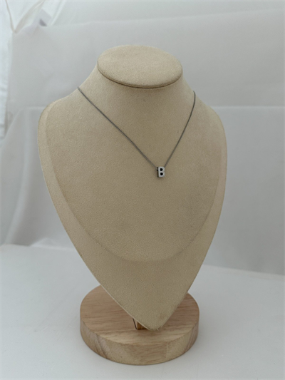 Çelik Gümüş Minimal 3 Boyutlu Harf Kolye (44 cm)