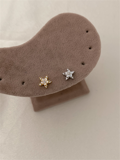 Çelik Zirkon Taş Detay Sedefli Çiçek Figür Yıldız Piercing