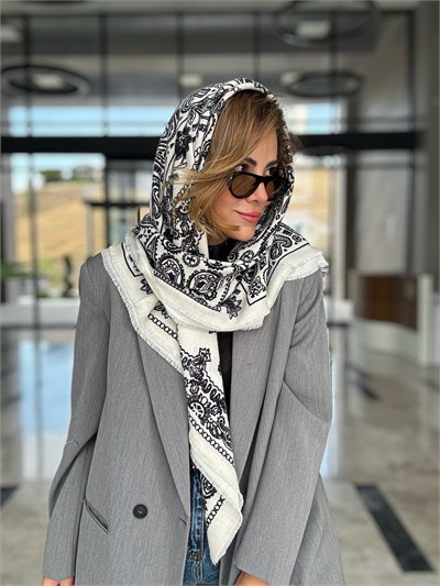 Ekru Patchwork Desenli Pamuklu Şal