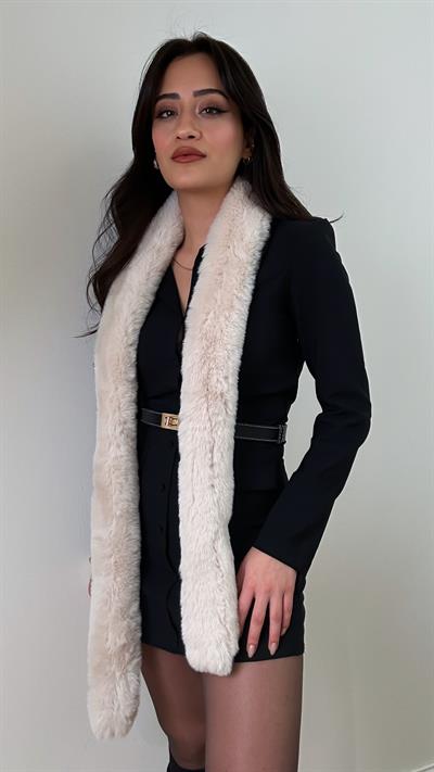 Ekru Renk Peluş Boyunluk