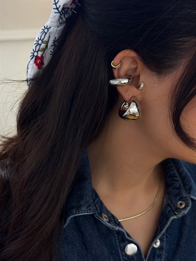 Geniş Bombeli Plaka Halka Küpe Kombini