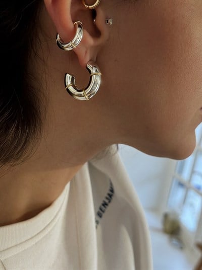 Gold Detay Boru Plaka Halka Küpe Kombini