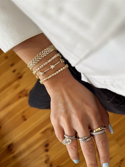 Gold Yıldız Bileklik Kombini