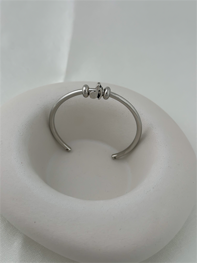 Gümüş Boru Plaka Nota Figür Detay Kelepçe Bileklik