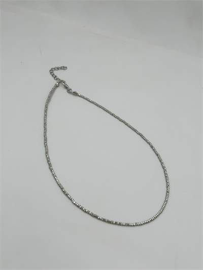 Gümüş Mini Küp Plaka Sıralı Kolye (45 Cm)