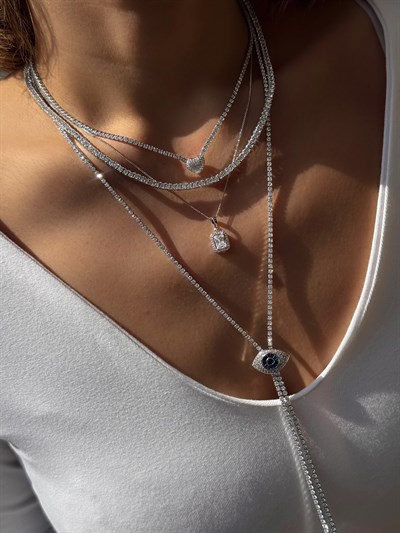 Gümüş Renk Dikdörtgen Zirkon Taşlı Zincir Kolye Kombini