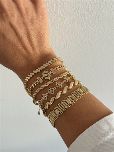 Harf Bileklik Kombini