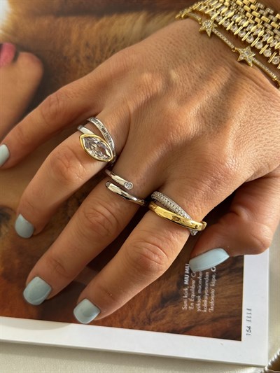 İki Renkli Markiz Yüzük Kombini