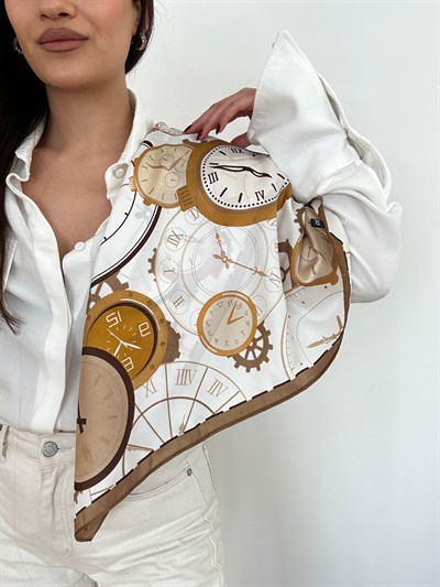 Kahverengi Çoklu Saat Figür Fular (70 * 70)