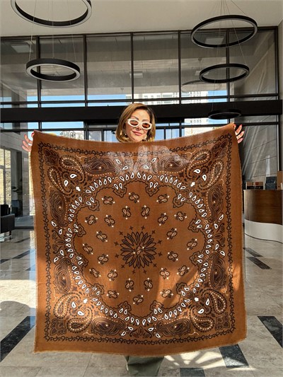 Kahverengi Şal Desenli Pamuklu Kare Şal
